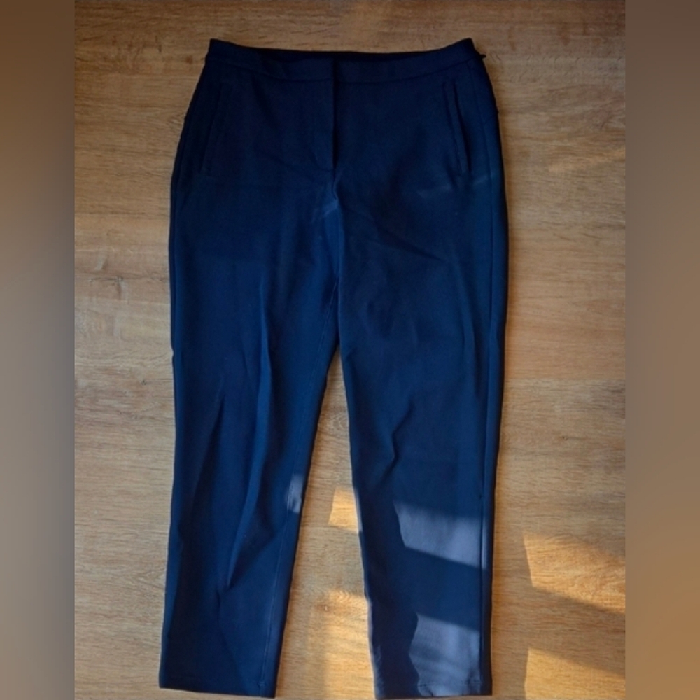 LULULEMON On The Move Pant In Navy SZ 8 - Picture 3 of 12